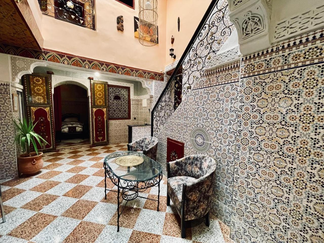 Downtown Hostel Fez Eksteriør billede